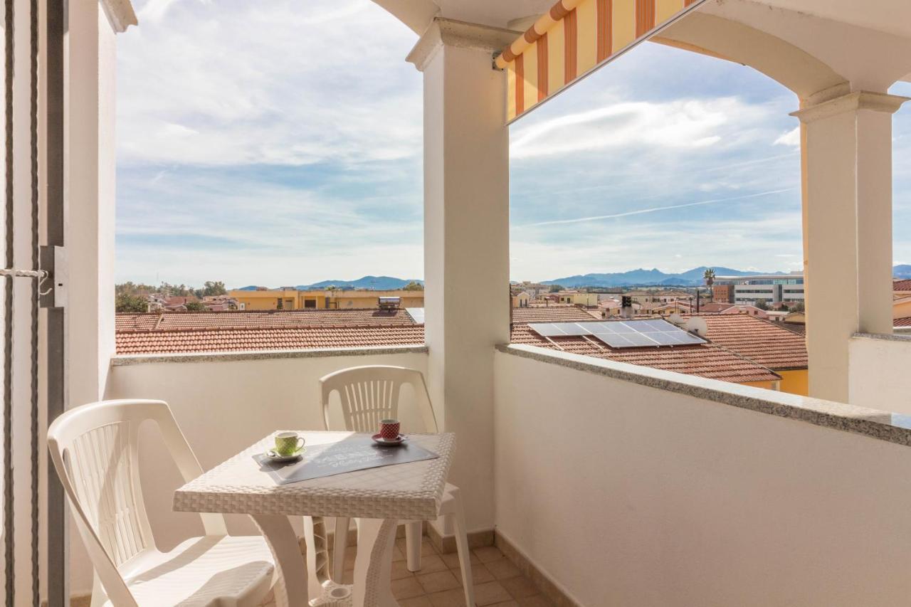 Olbia Bright Flat With Terrace & Private Parking! Apartment Ngoại thất bức ảnh