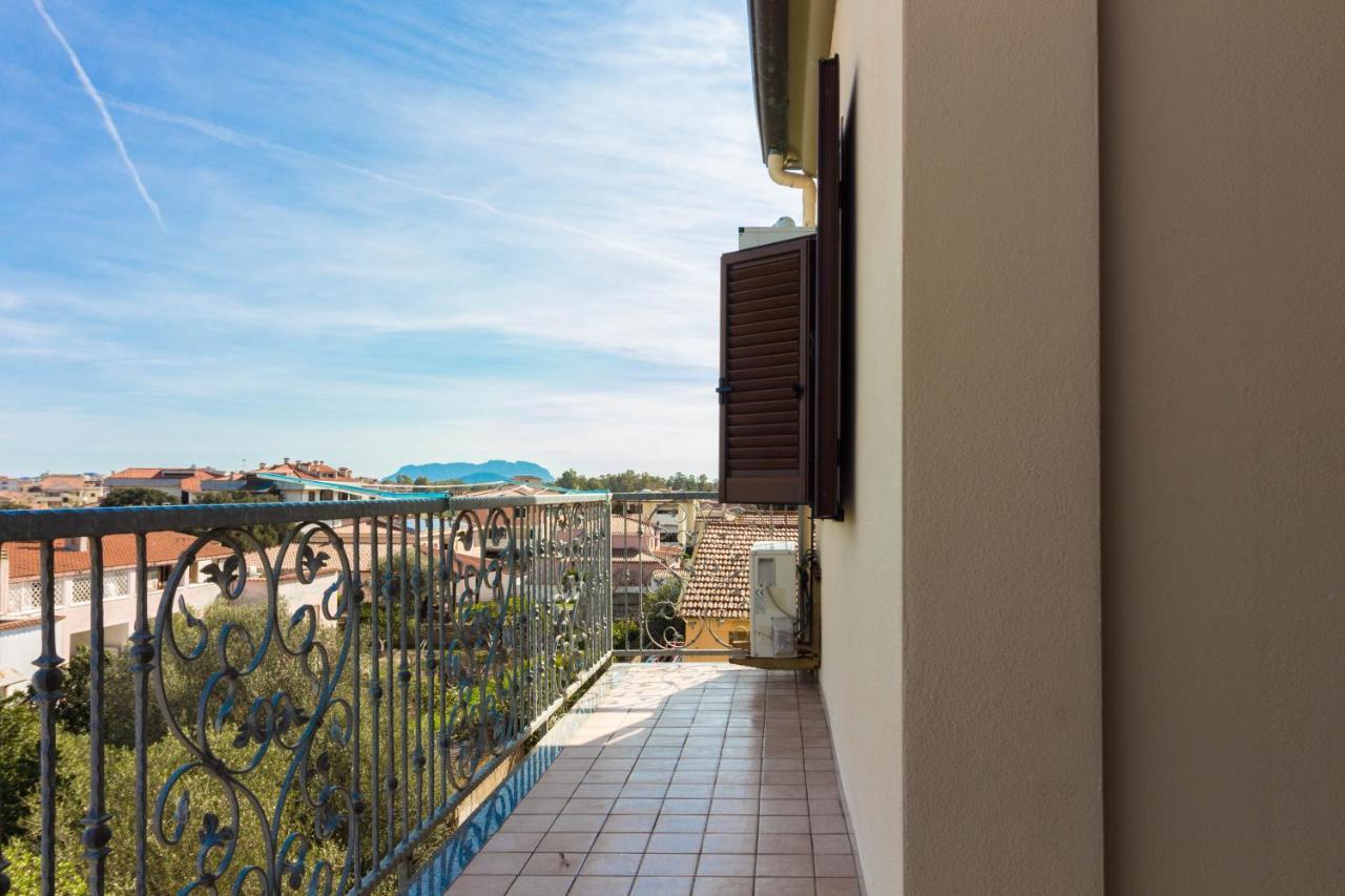 Olbia Bright Flat With Terrace & Private Parking! Apartment Ngoại thất bức ảnh