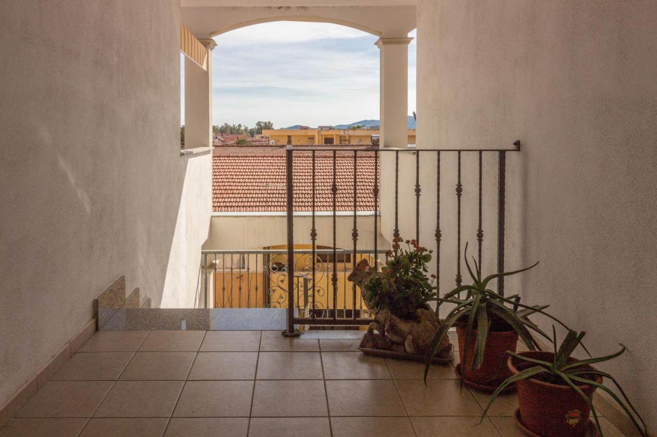 Olbia Bright Flat With Terrace & Private Parking! Apartment Ngoại thất bức ảnh